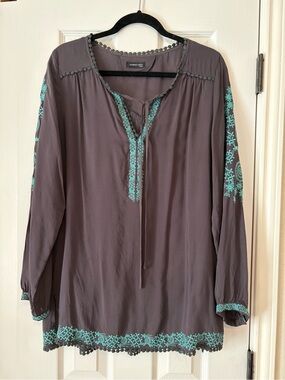 EUC Gray & Turquoise Tunic with Embroidery, size large